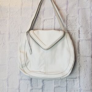 VINCE CAMUTO White Pebbled Leather Large Shoulder Bag